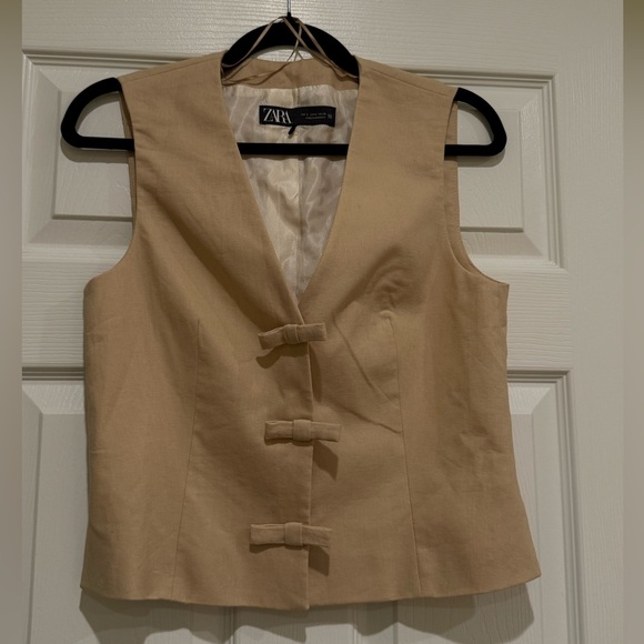 Zara Tops - Zara Linen-Blend Vest with Bow Closures – Size S
